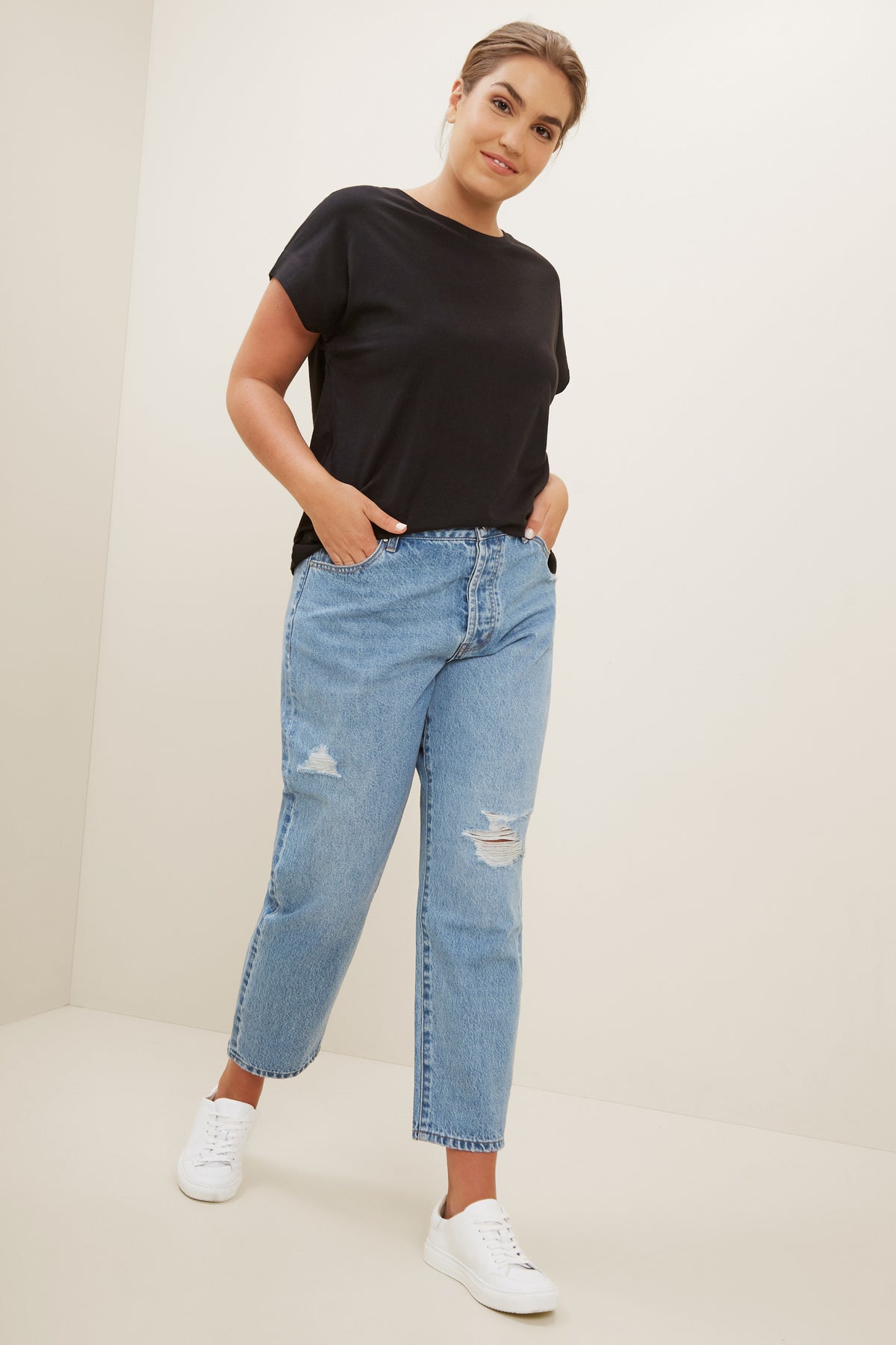 Core Longline Tee