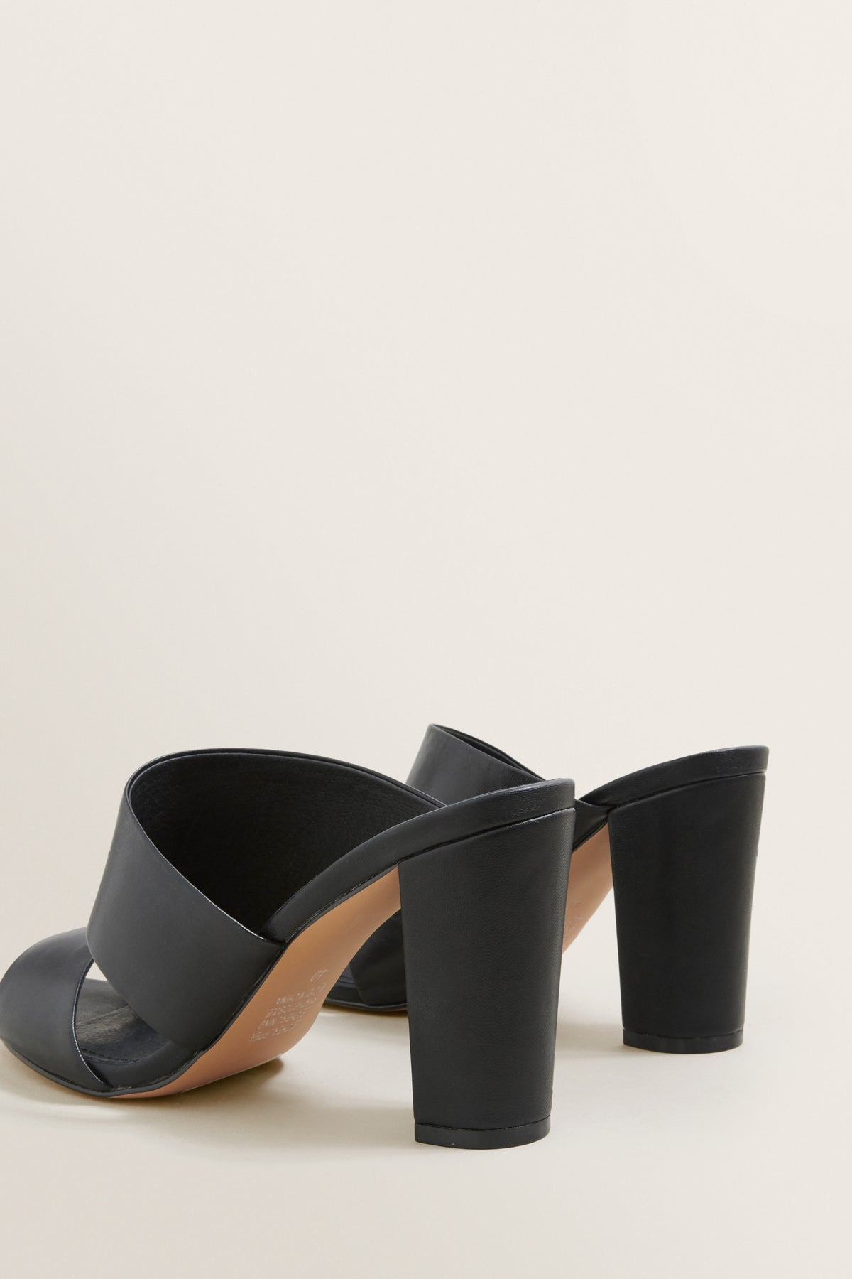 Amanda Heel