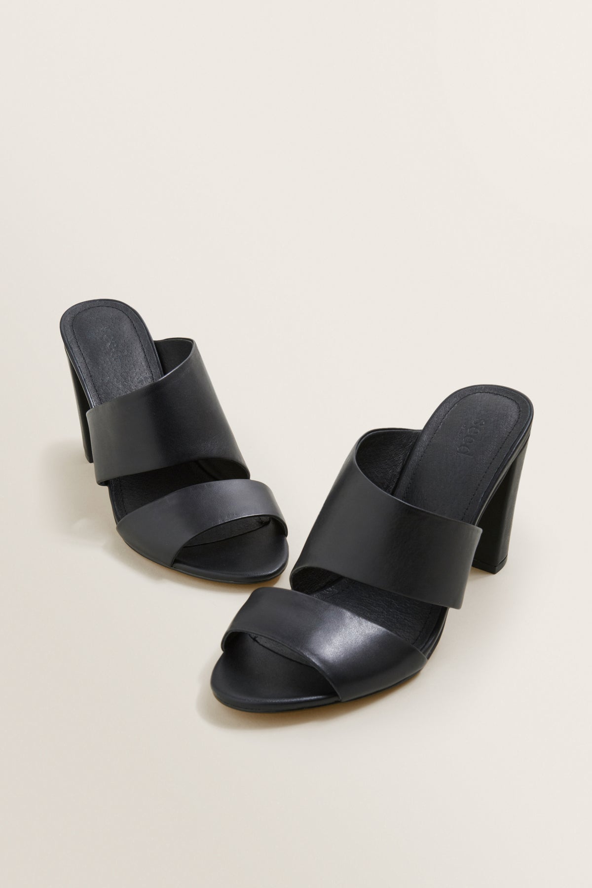 Amanda Heel