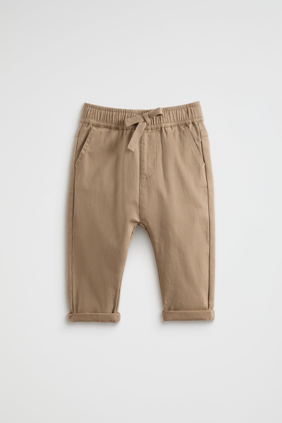 Core Logo Chino