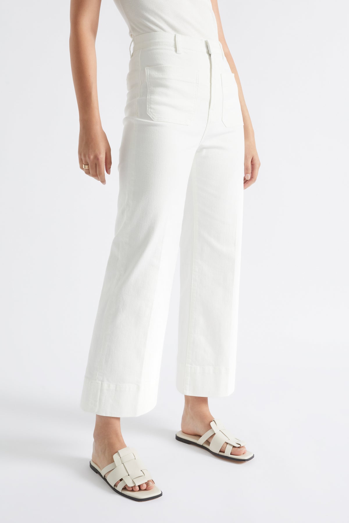 Core Wide Leg Pocket Jean