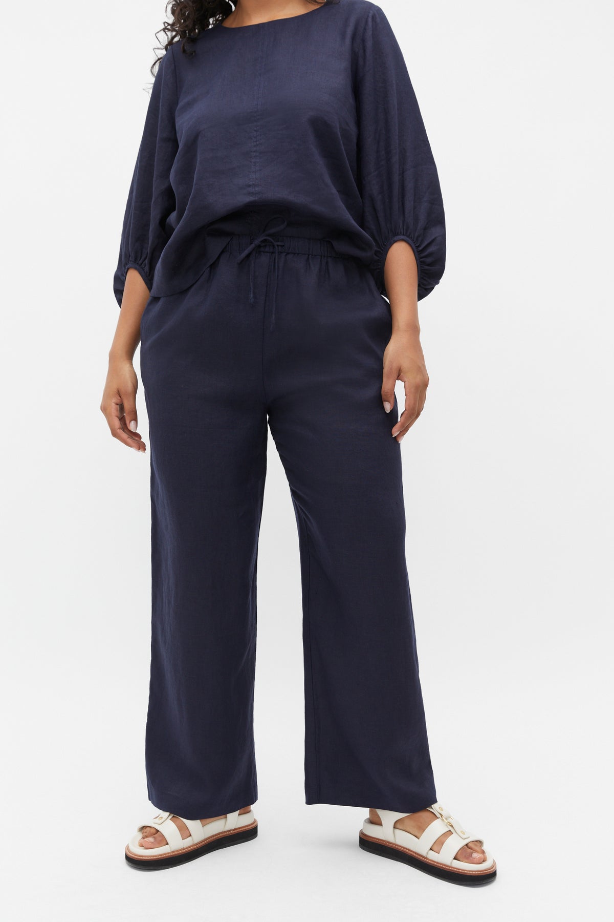 Core Linen Wide Leg Tie Pant