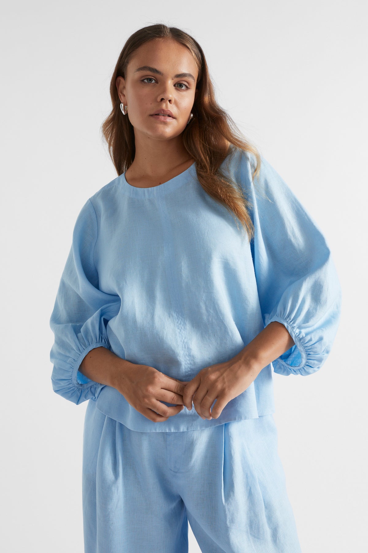 Core Linen Balloon Sleeve Top