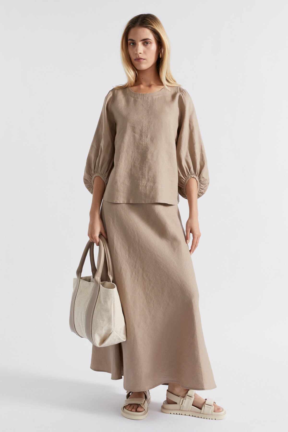 Core Linen Balloon Sleeve Top