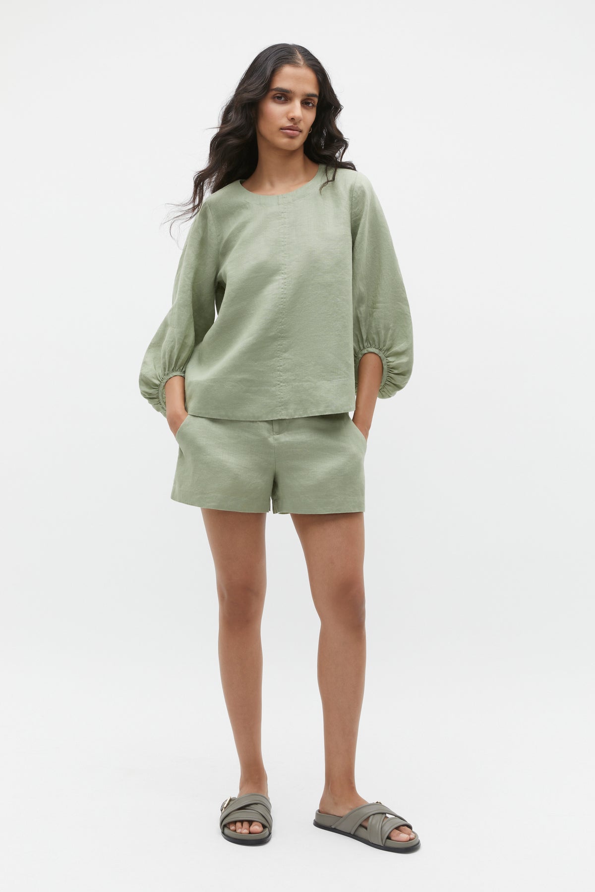 Core Linen Balloon Sleeve Top