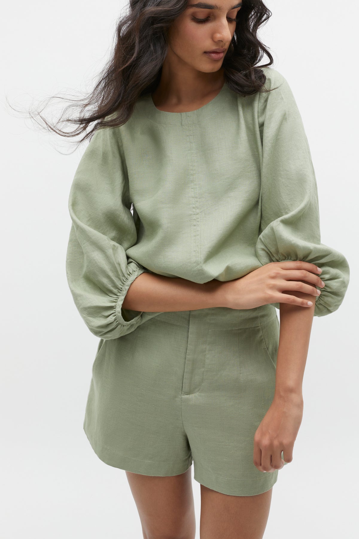 Core Linen Balloon Sleeve Top