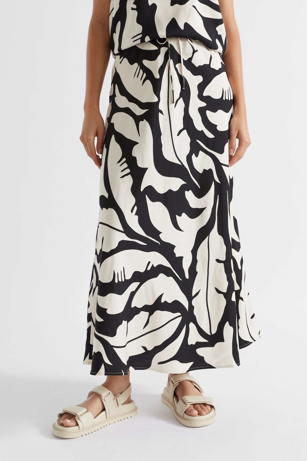 Mono Palm Skirt