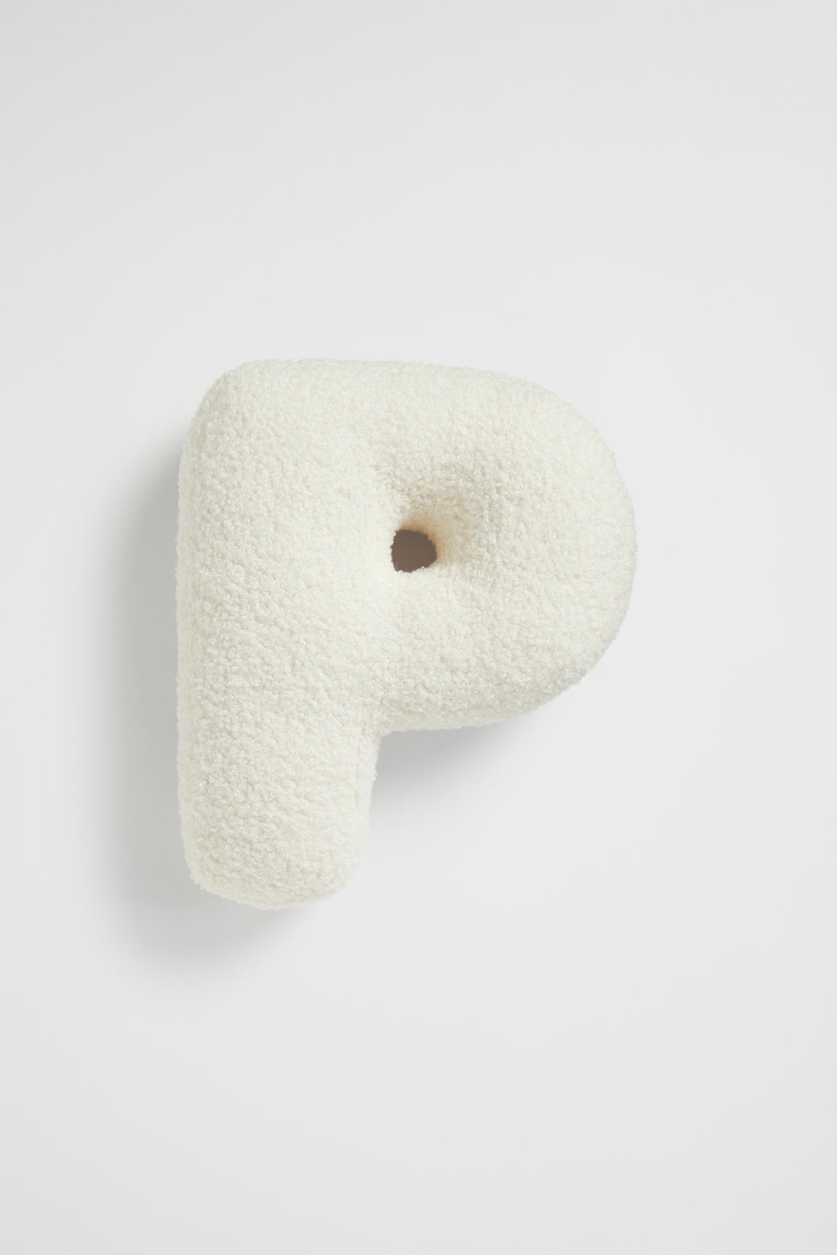 Teddy Initial Cushion Creme