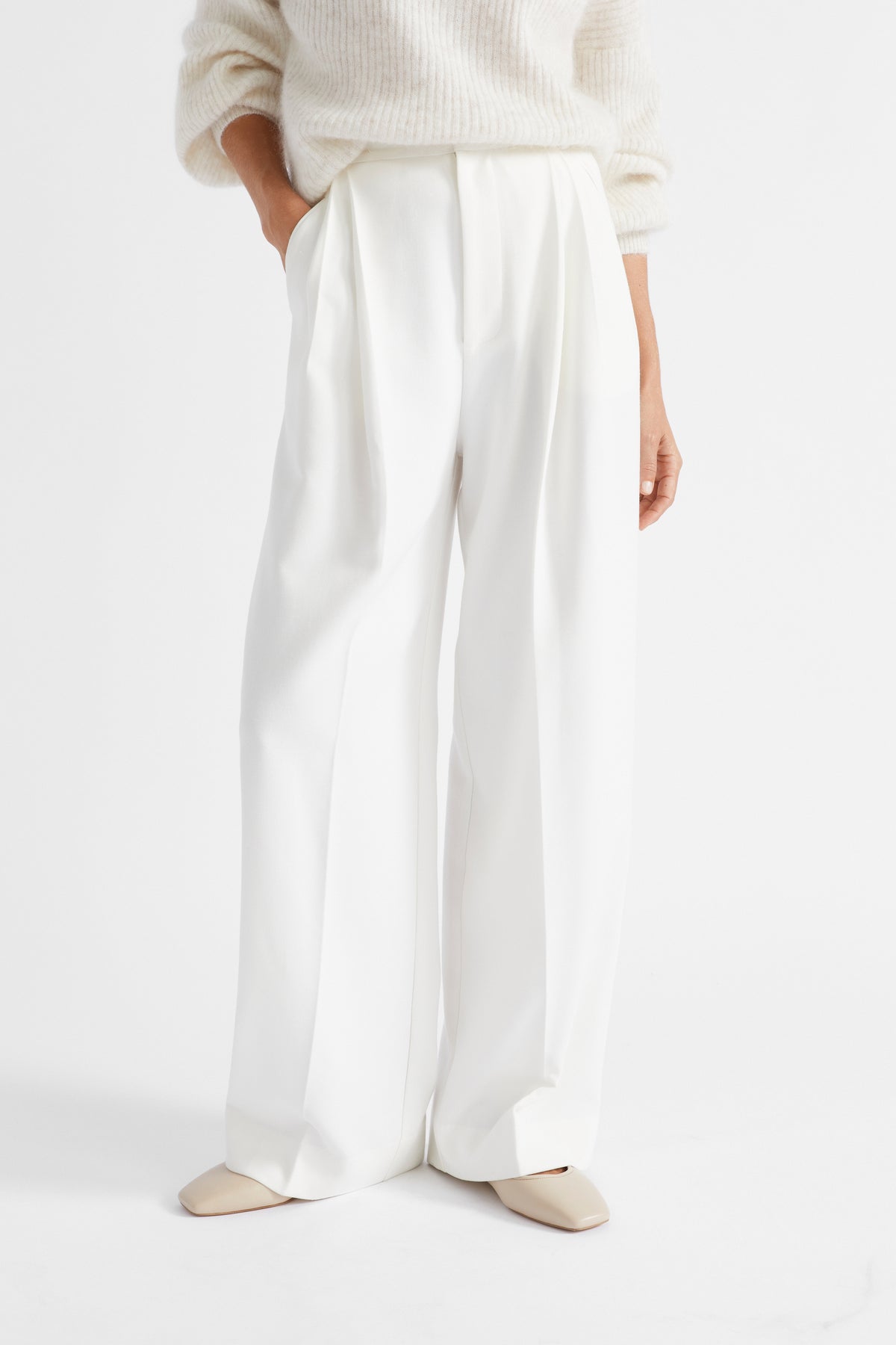 Straight Leg Tailored Pant