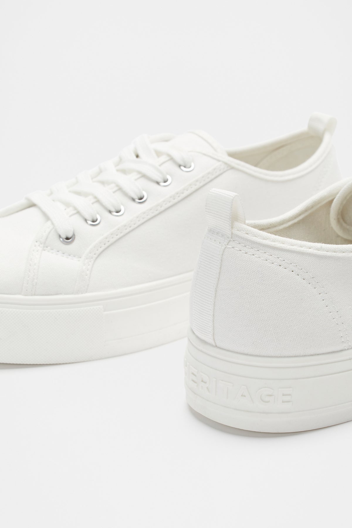 Selena Sneaker