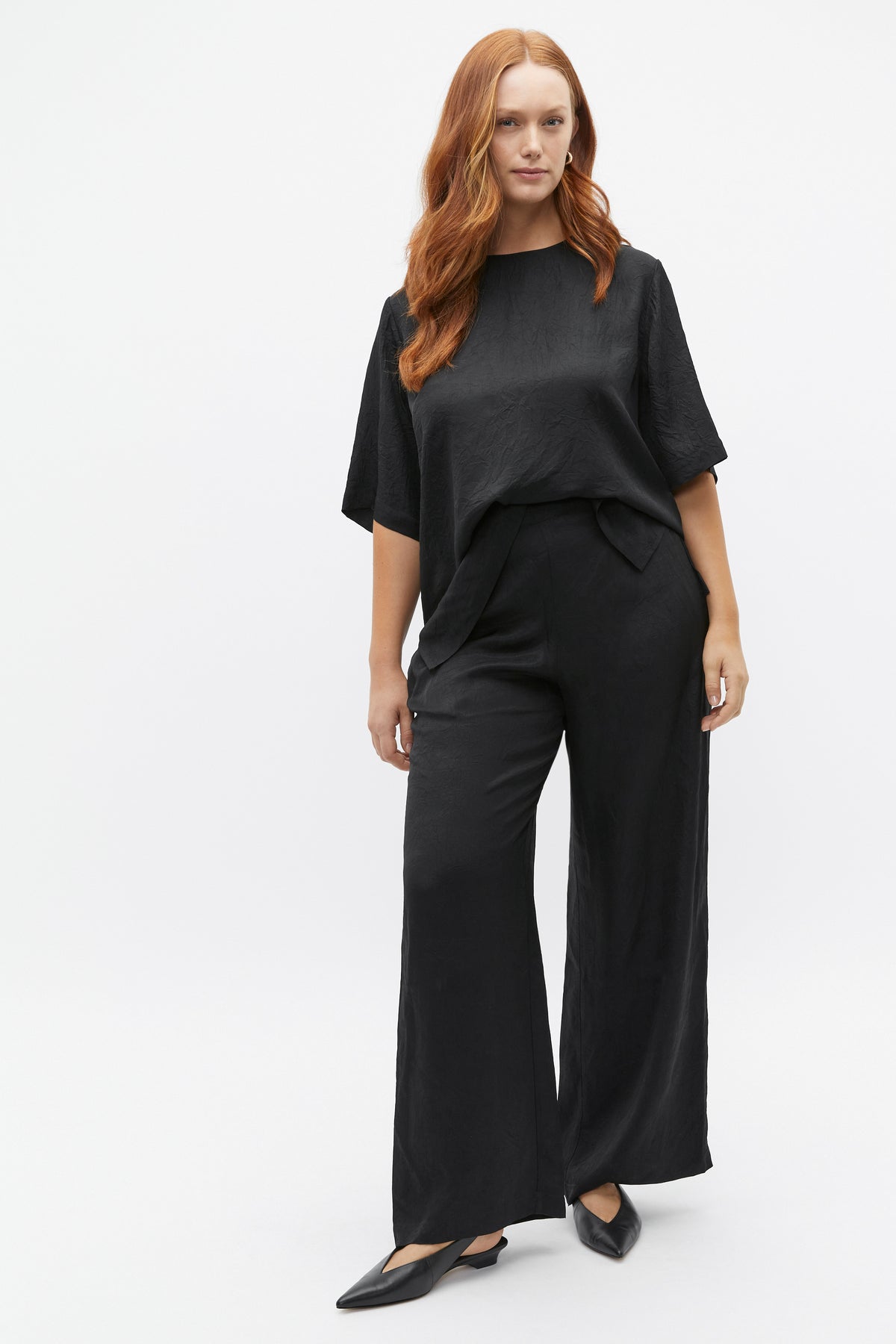 Textured Satin Elasticated Pant