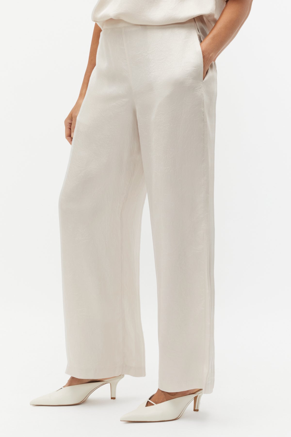 Textured Satin Elasticated Pant