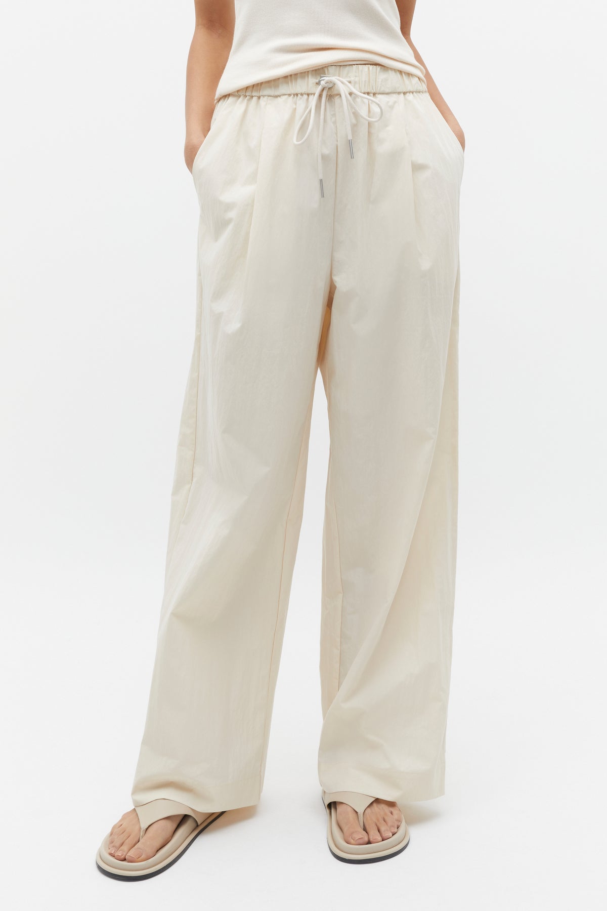 Wide Leg Drawstring Pant