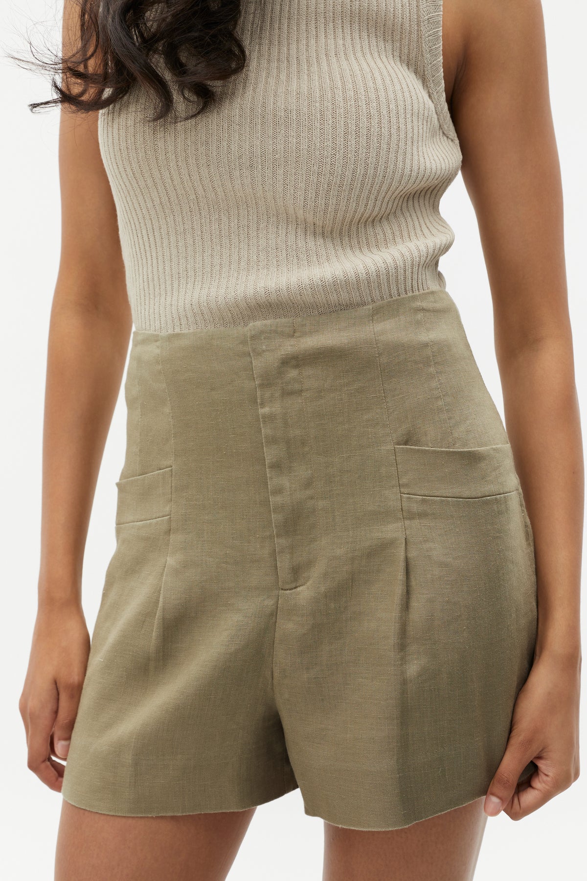 Linen Tailored Short