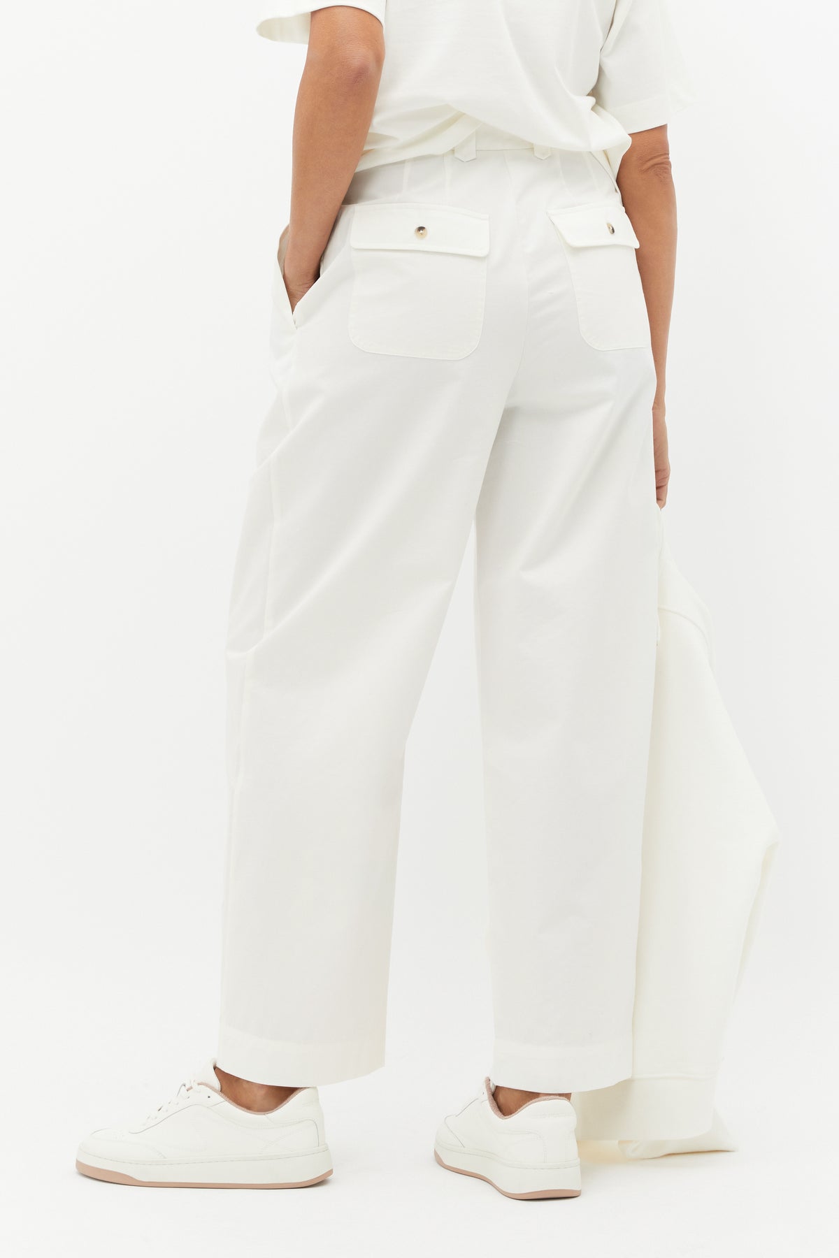 Cotton Barrel Leg Pant