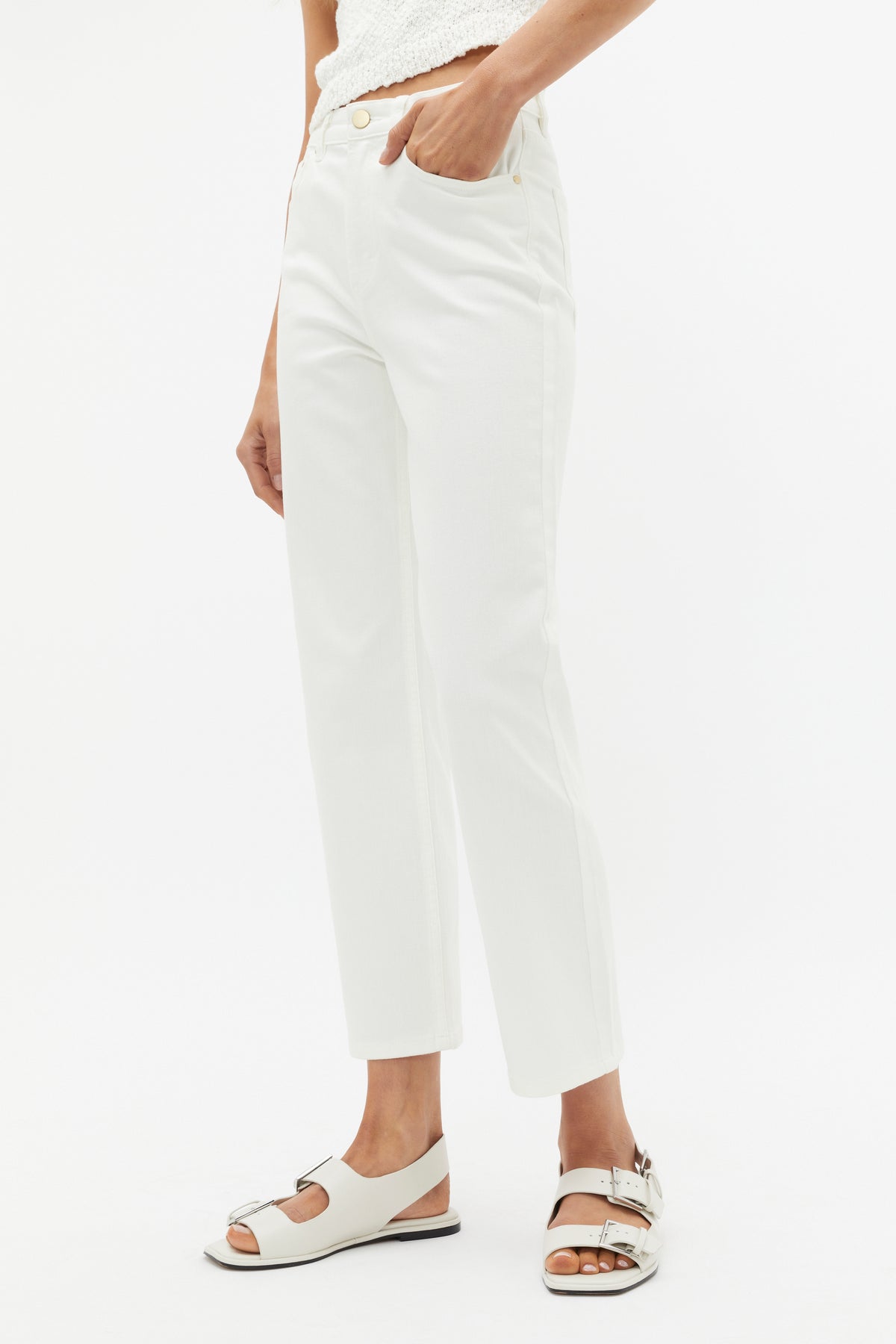 Core Straight Leg Stretch Jean