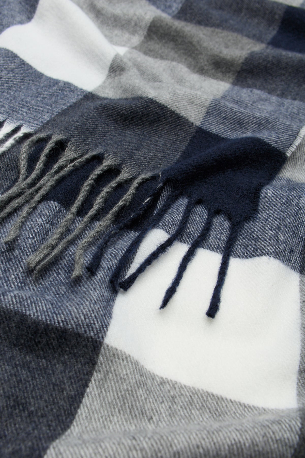 Check Scarf