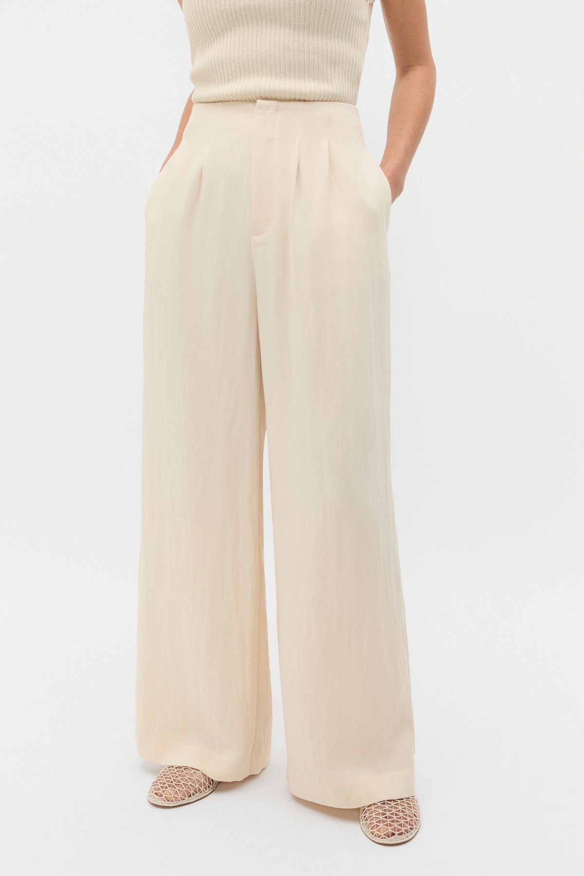 Relaxed High Waist Pant