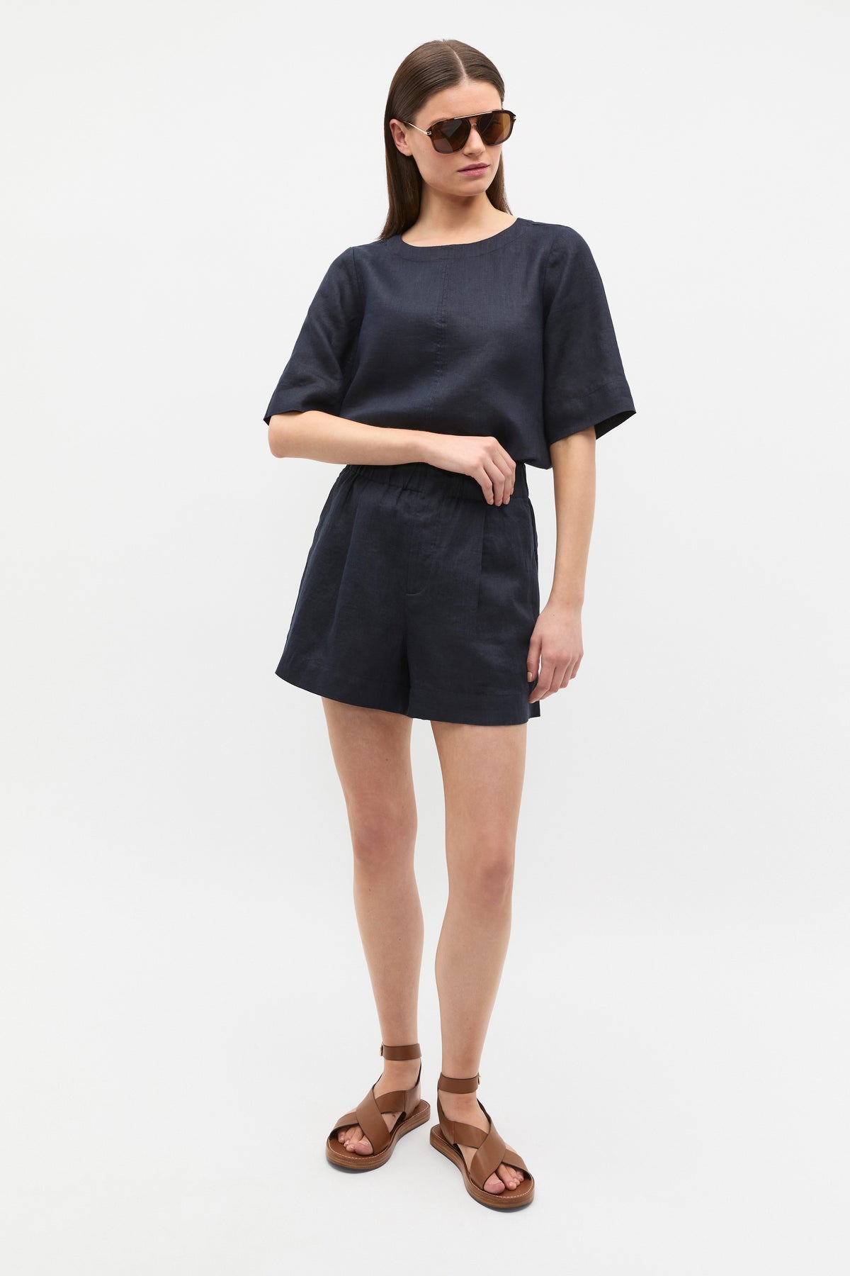 Core Linen Tee