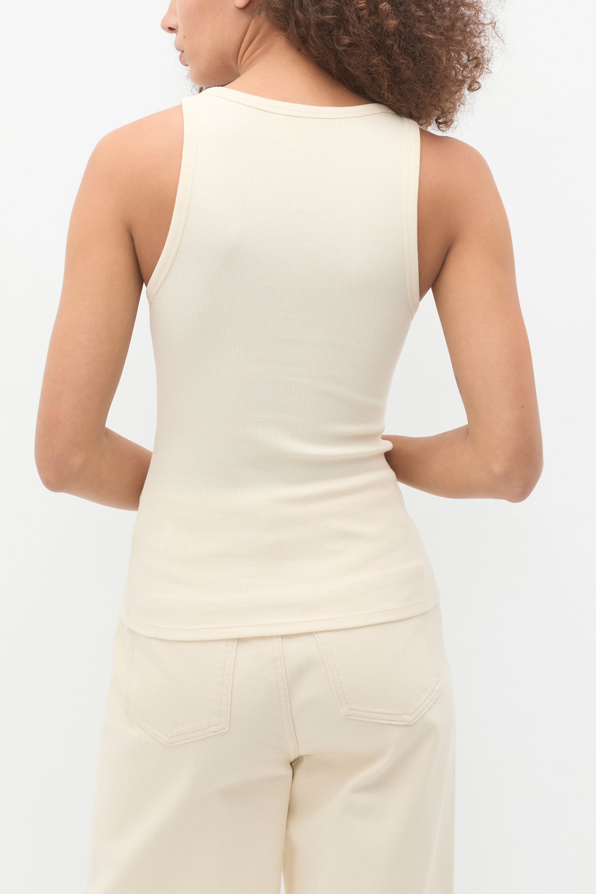 Hardware Detail Tank