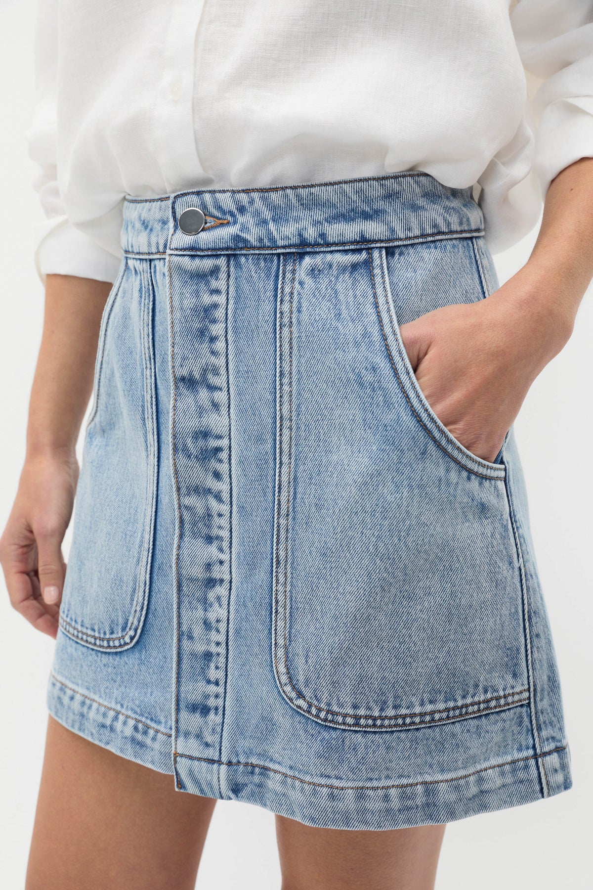 Denim Curve Pocket Mini Skirt