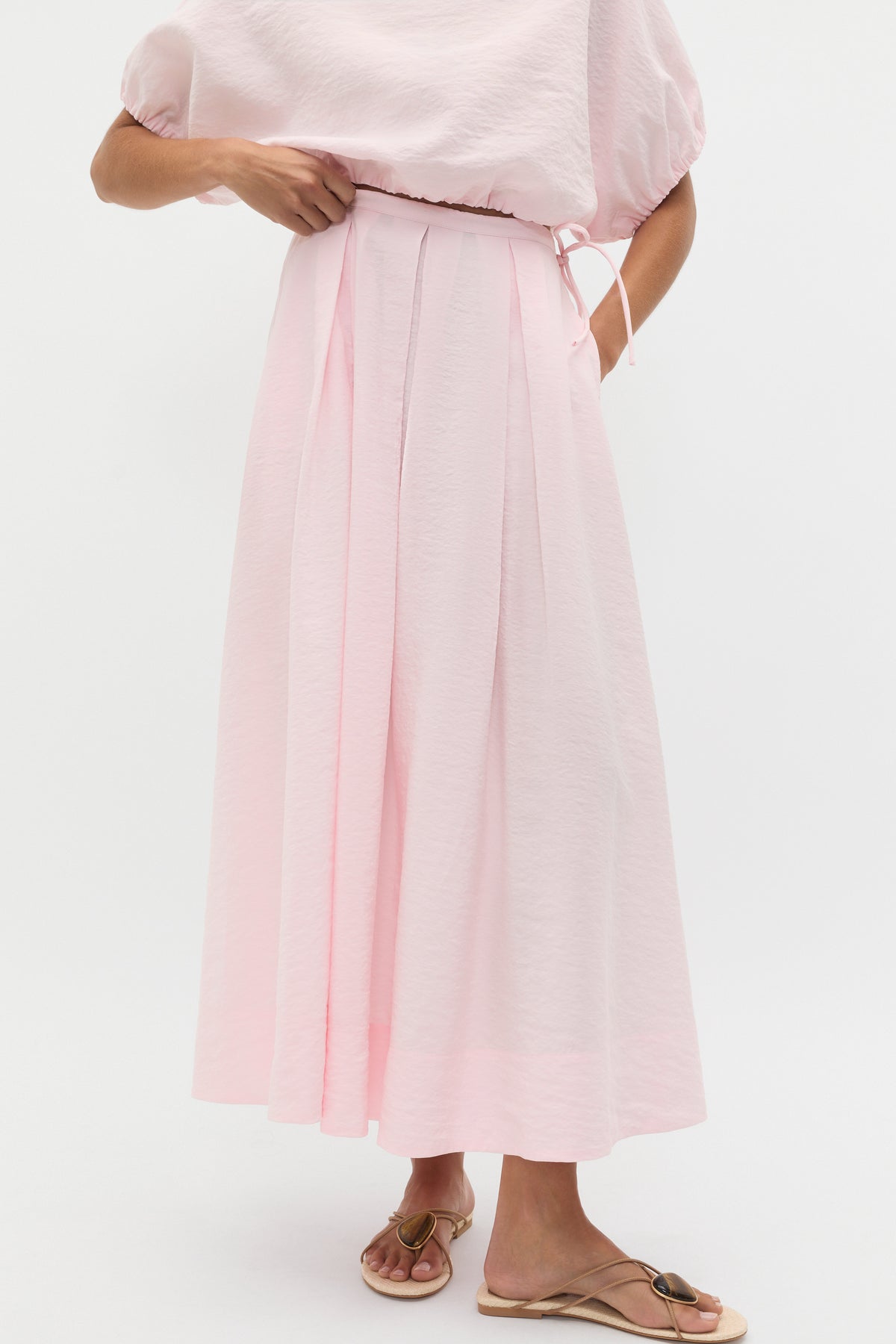 Crushed Pleat Detail Skirt