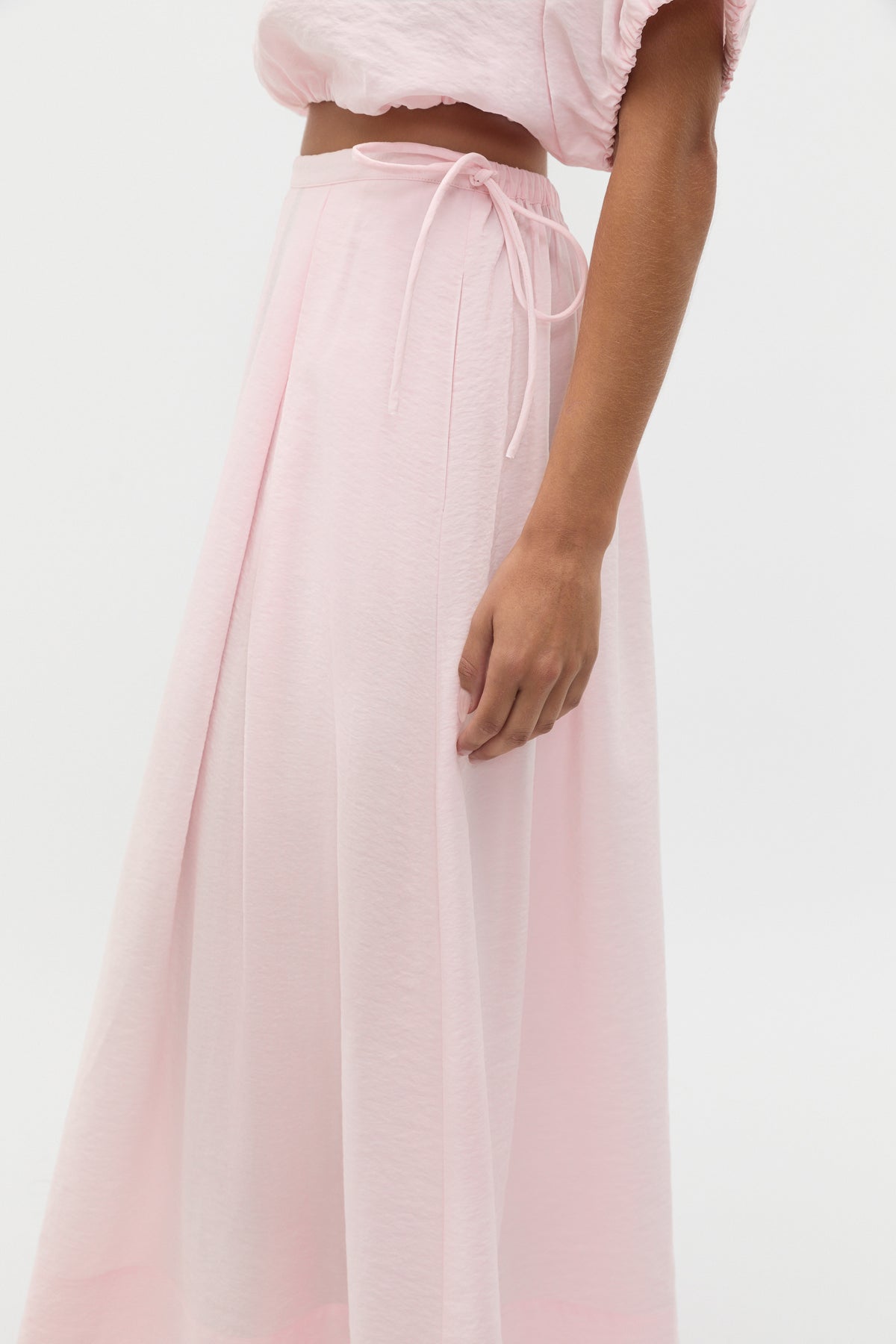 Crushed Pleat Detail Skirt