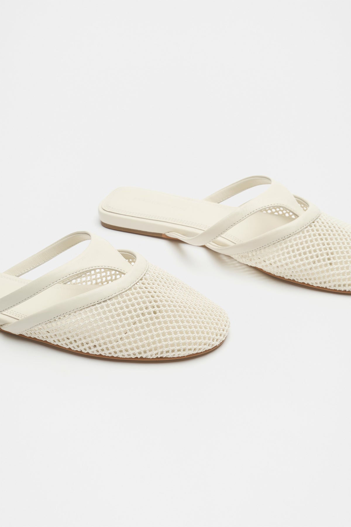 Anya Mesh Mule