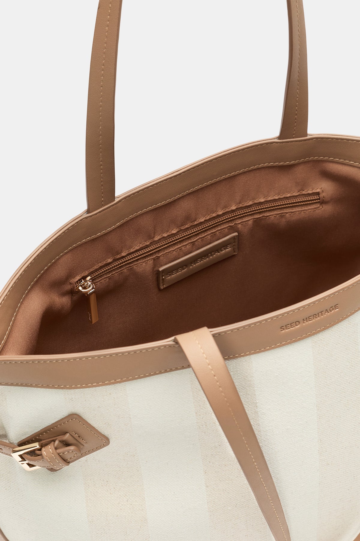 Textured Buckle Tote