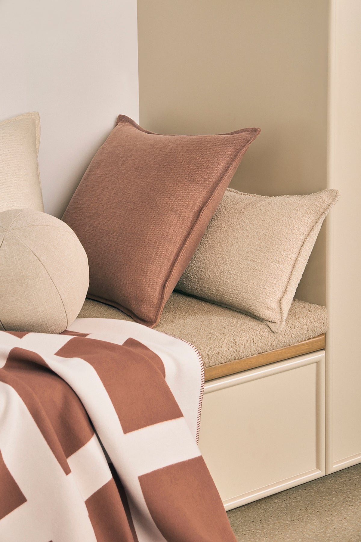 Sphere Cushion