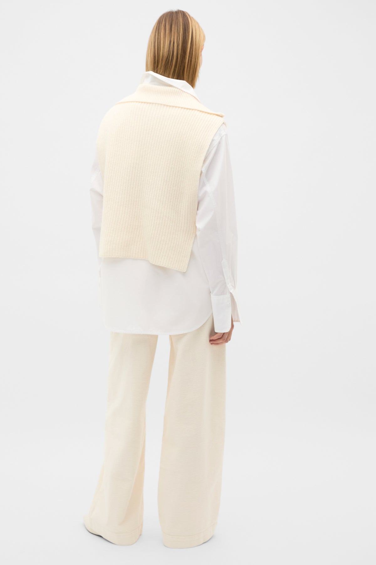 Rib Knit Collar Bib