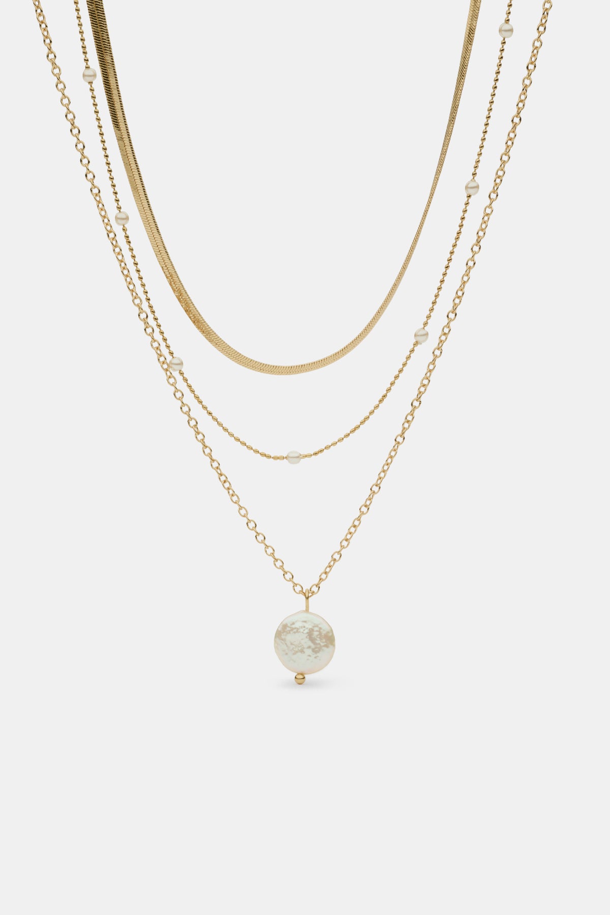 Layered Delicate Pearl Necklace
