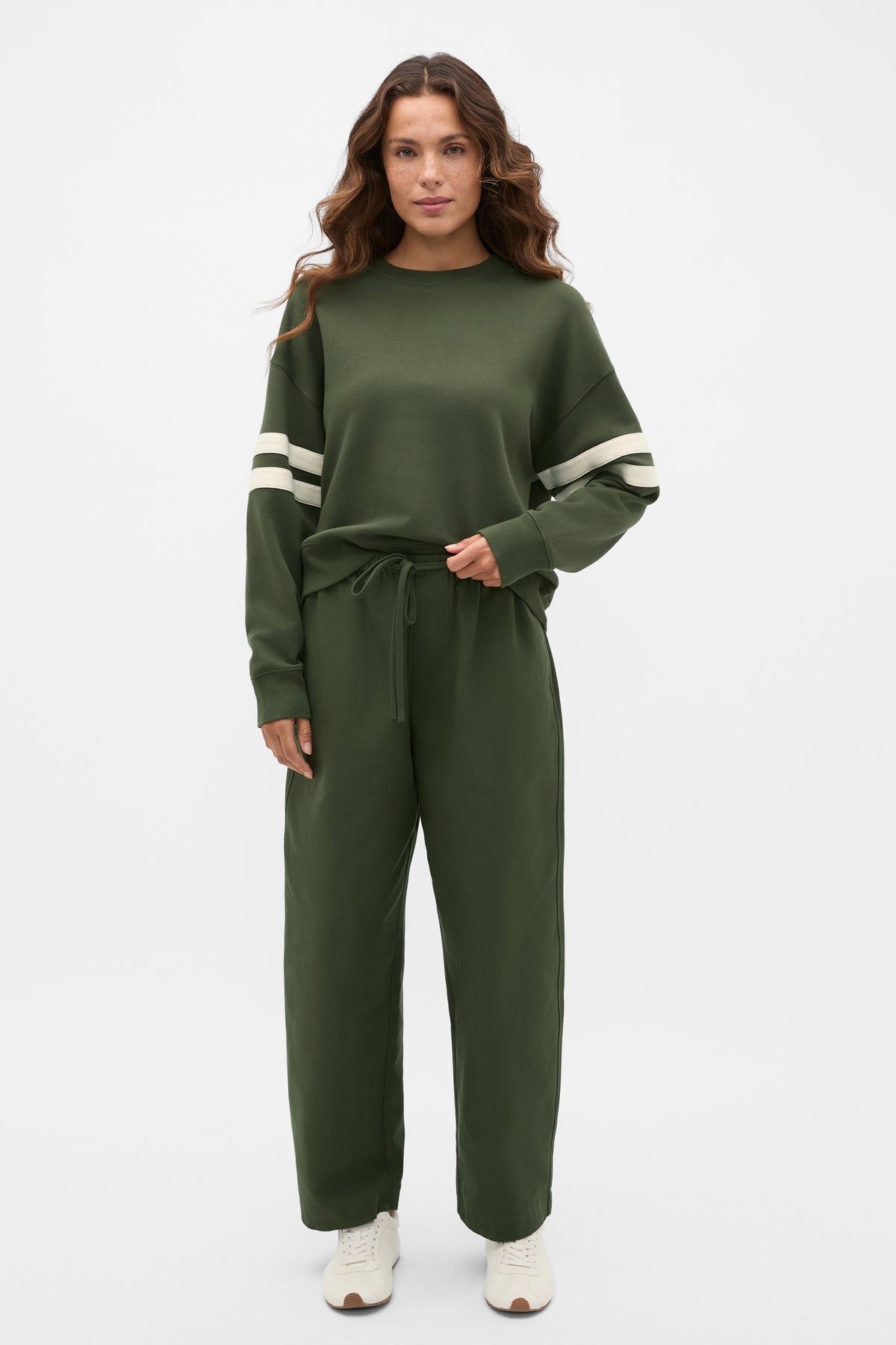 Contrast Detail Crew Neck Sweat