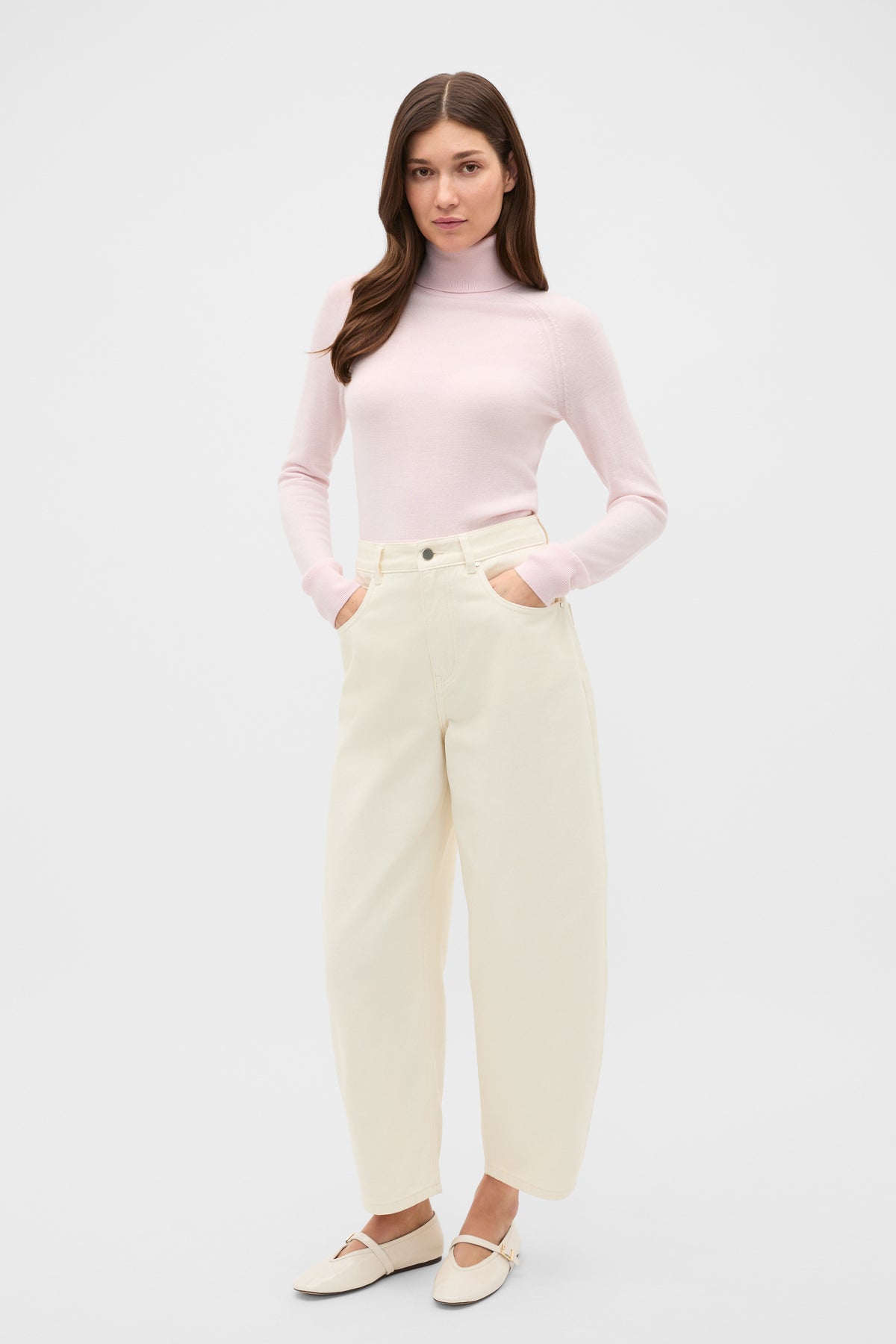 Merino Roll Neck Raglan Knit