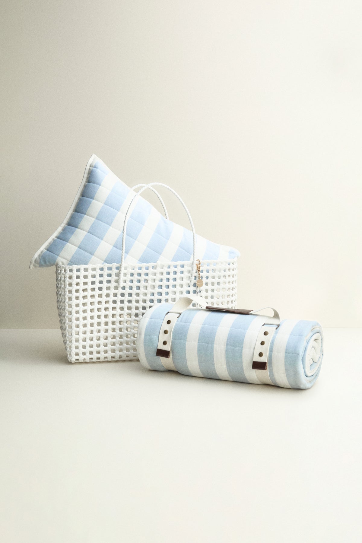 Kiano Picnic Rug