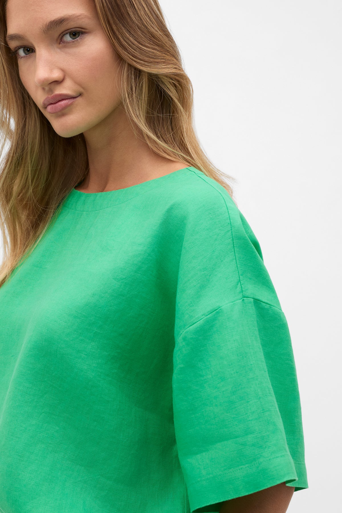 Core Linen Relaxed Tee