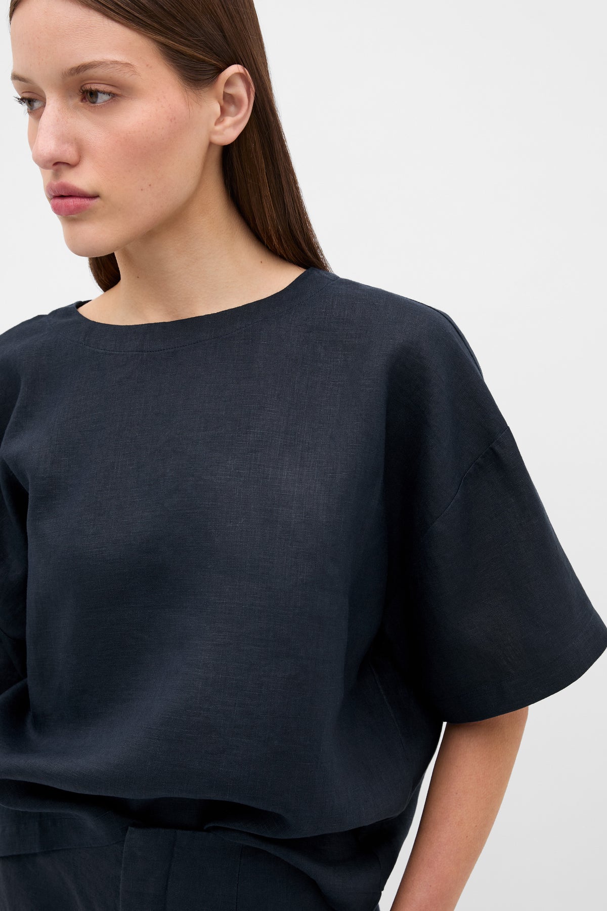 Core Linen Relaxed Tee
