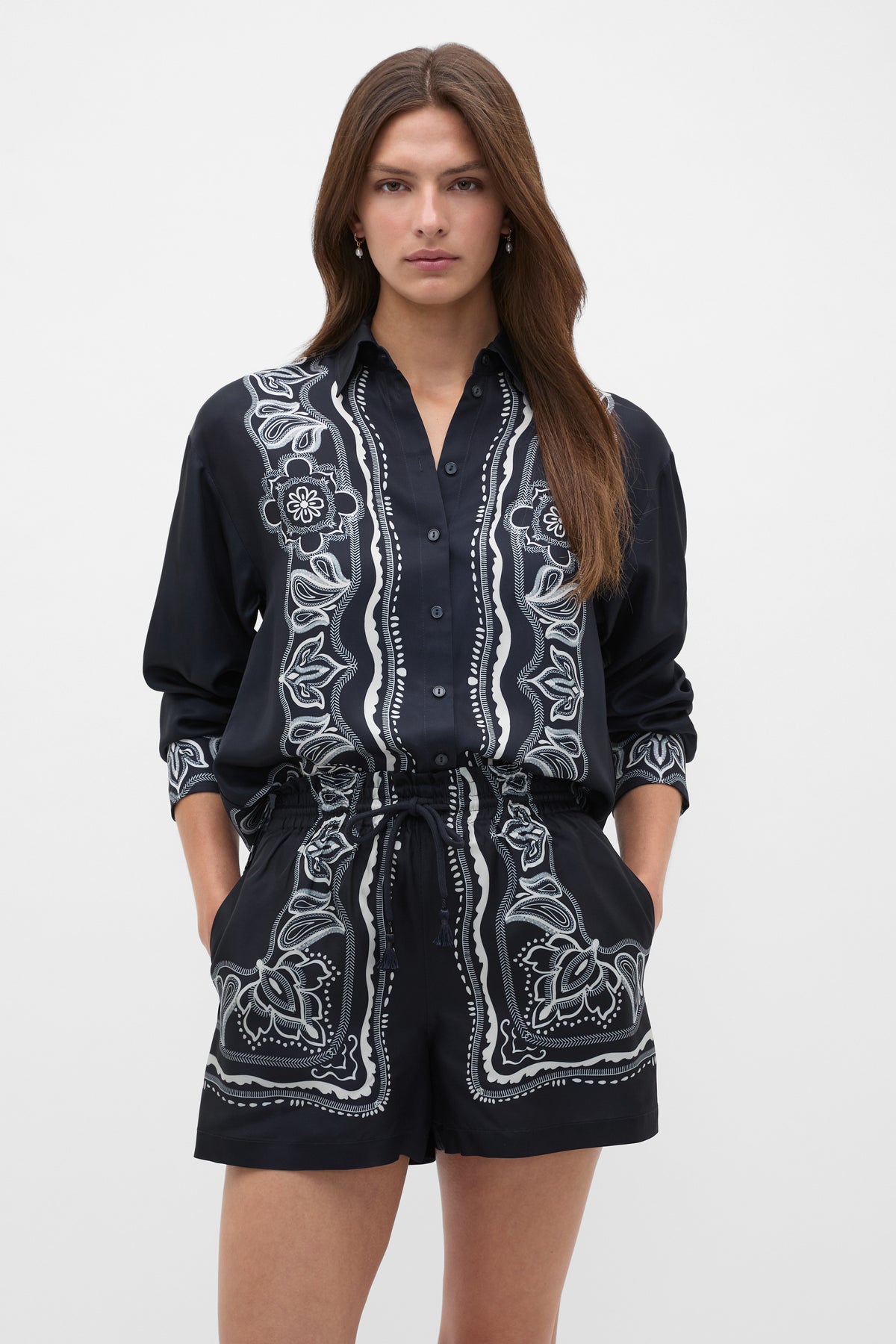 Scarf Print Short