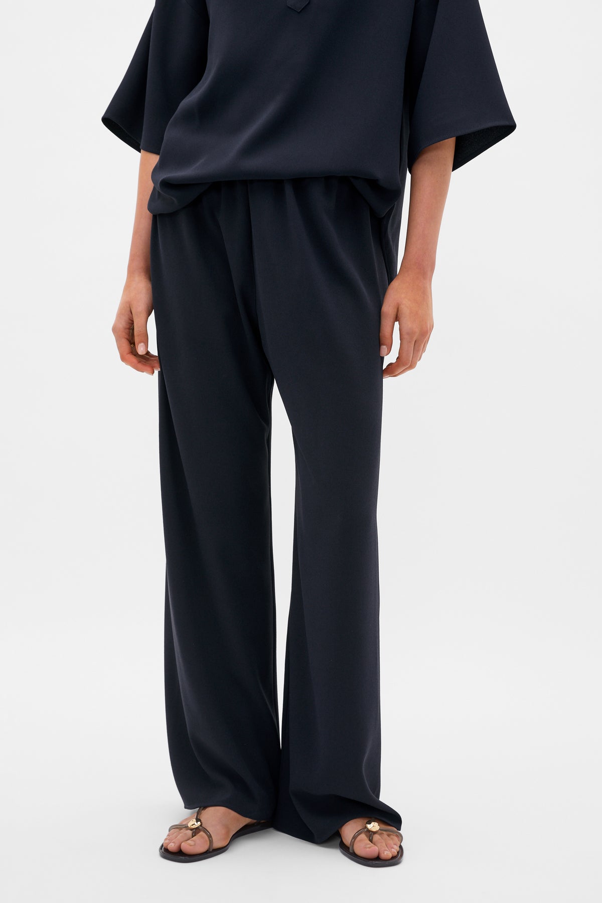 Woven Crepe Pant
