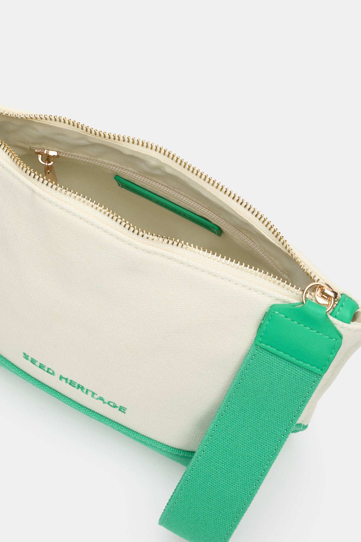Contrast Trim Pouch