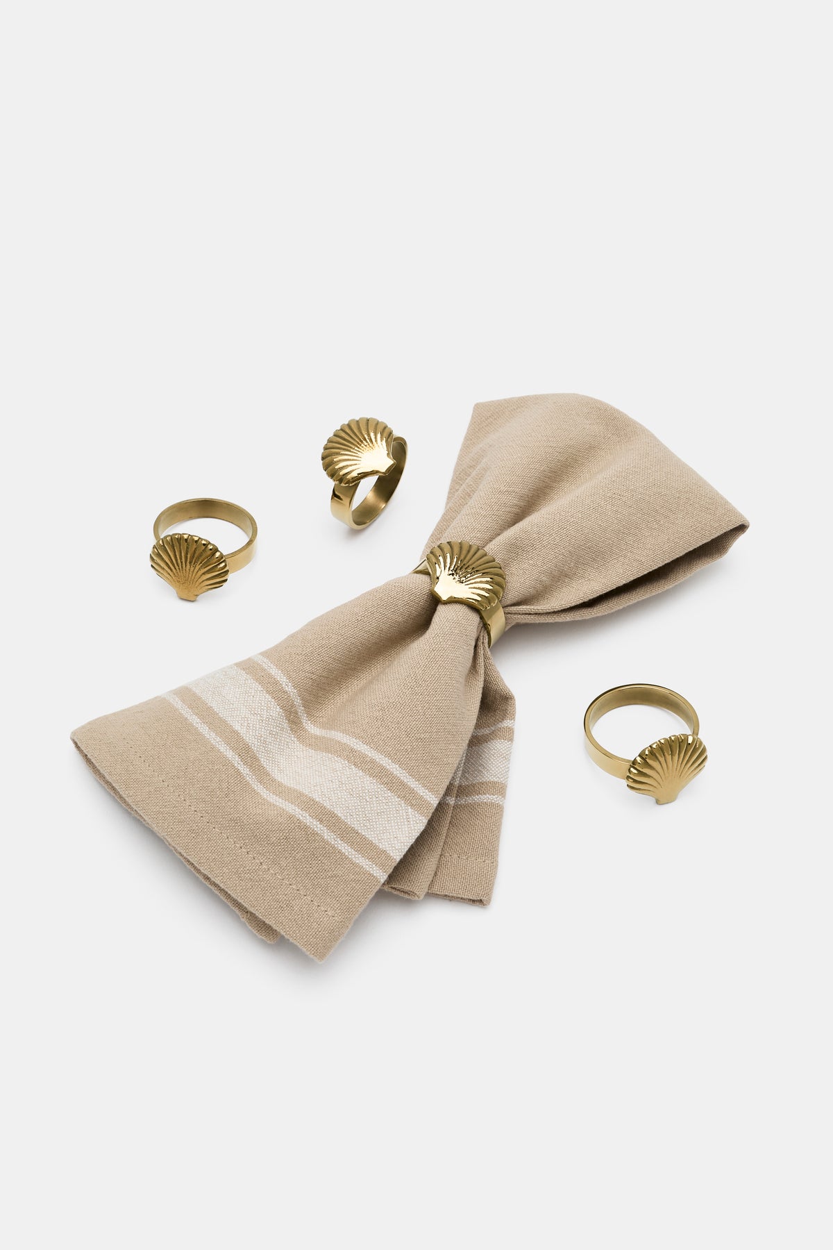 Shell Napkin Ring Set of 4