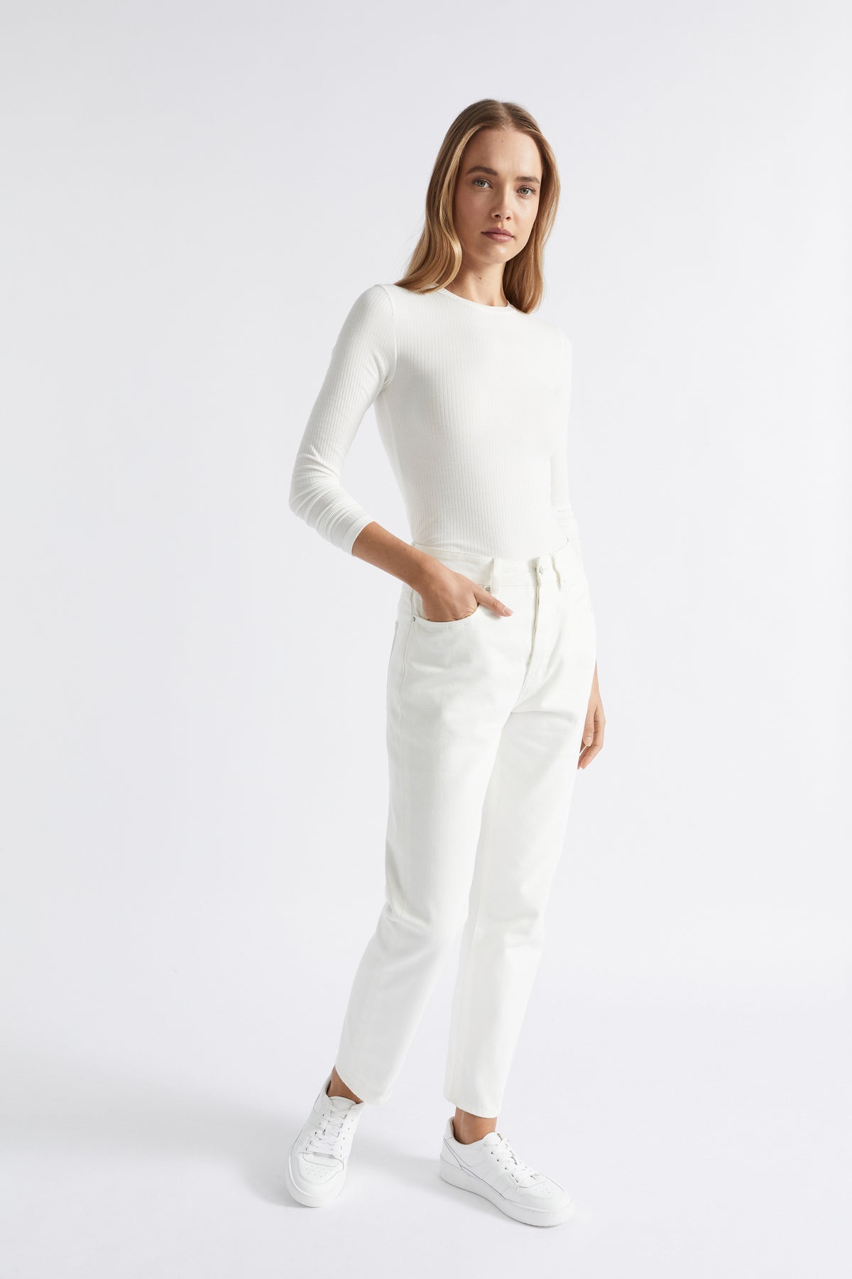 Core Slim Leg Rigid Jean