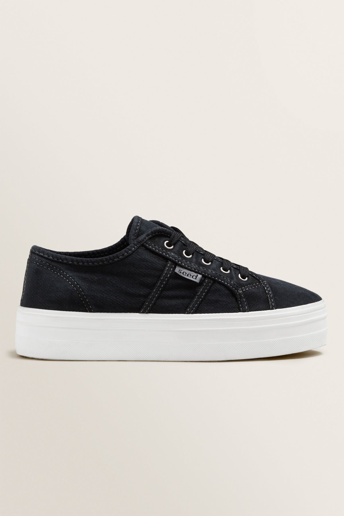 Billie Flatform Sneaker