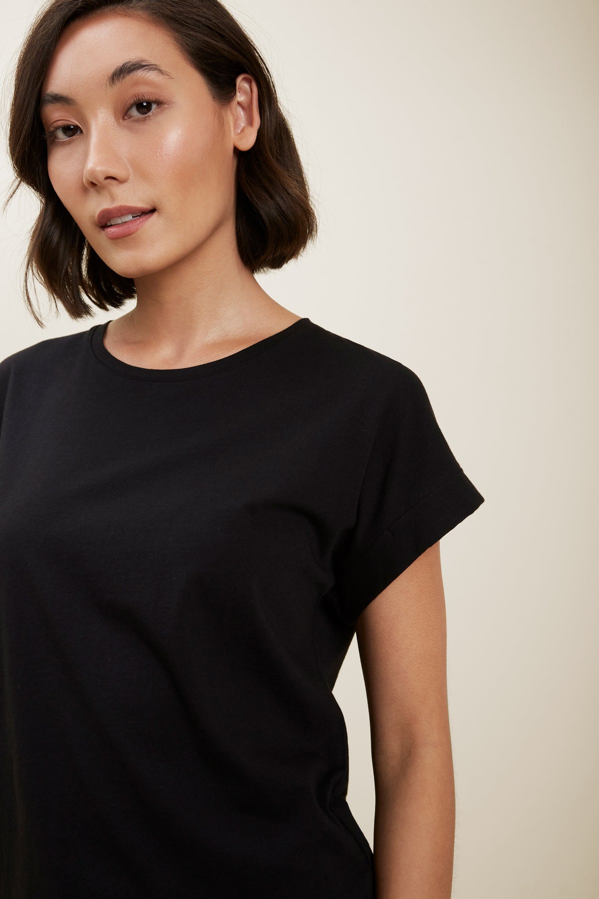 Core Rolled Cuff Tee