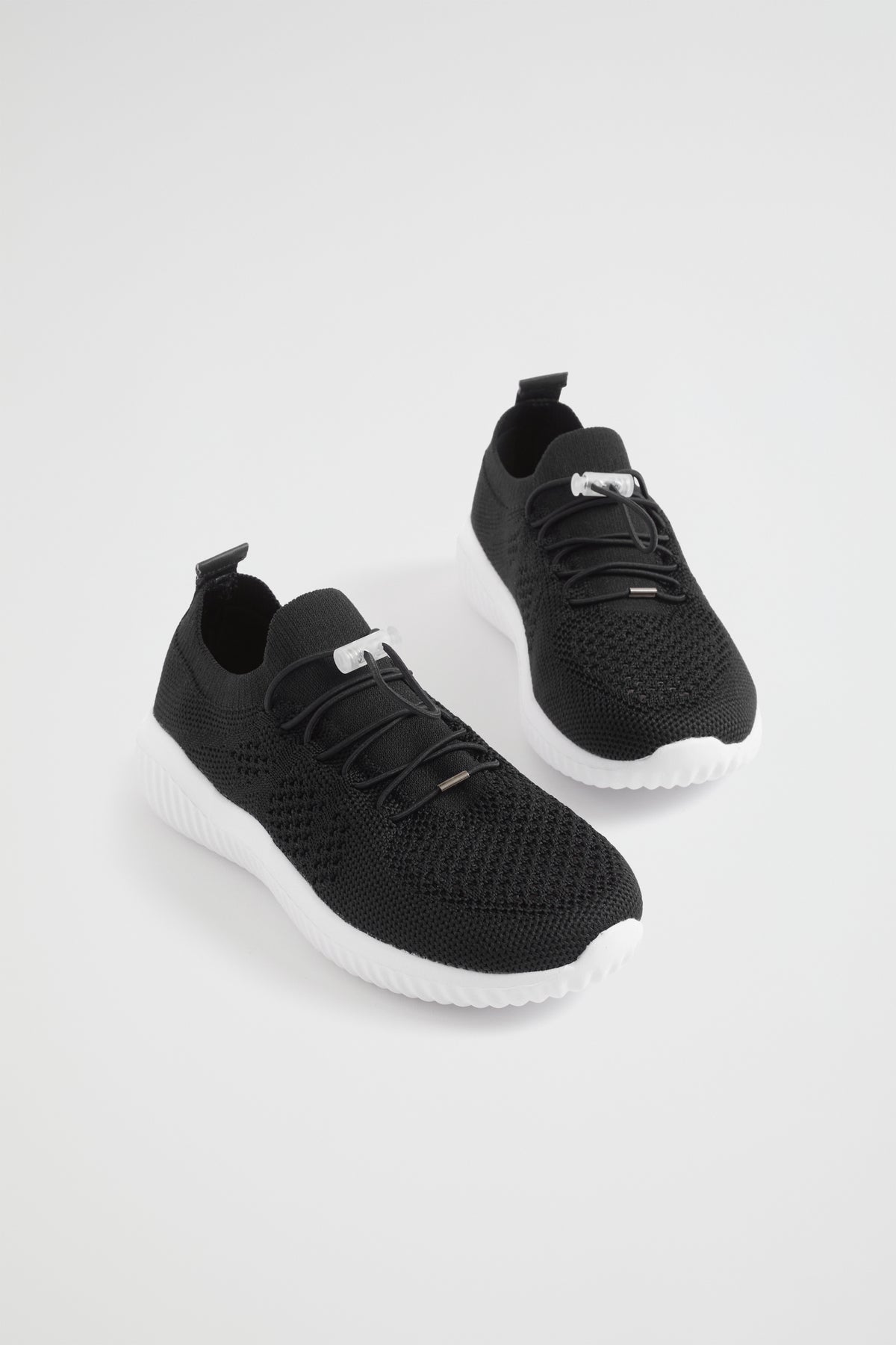 Knit Trainer