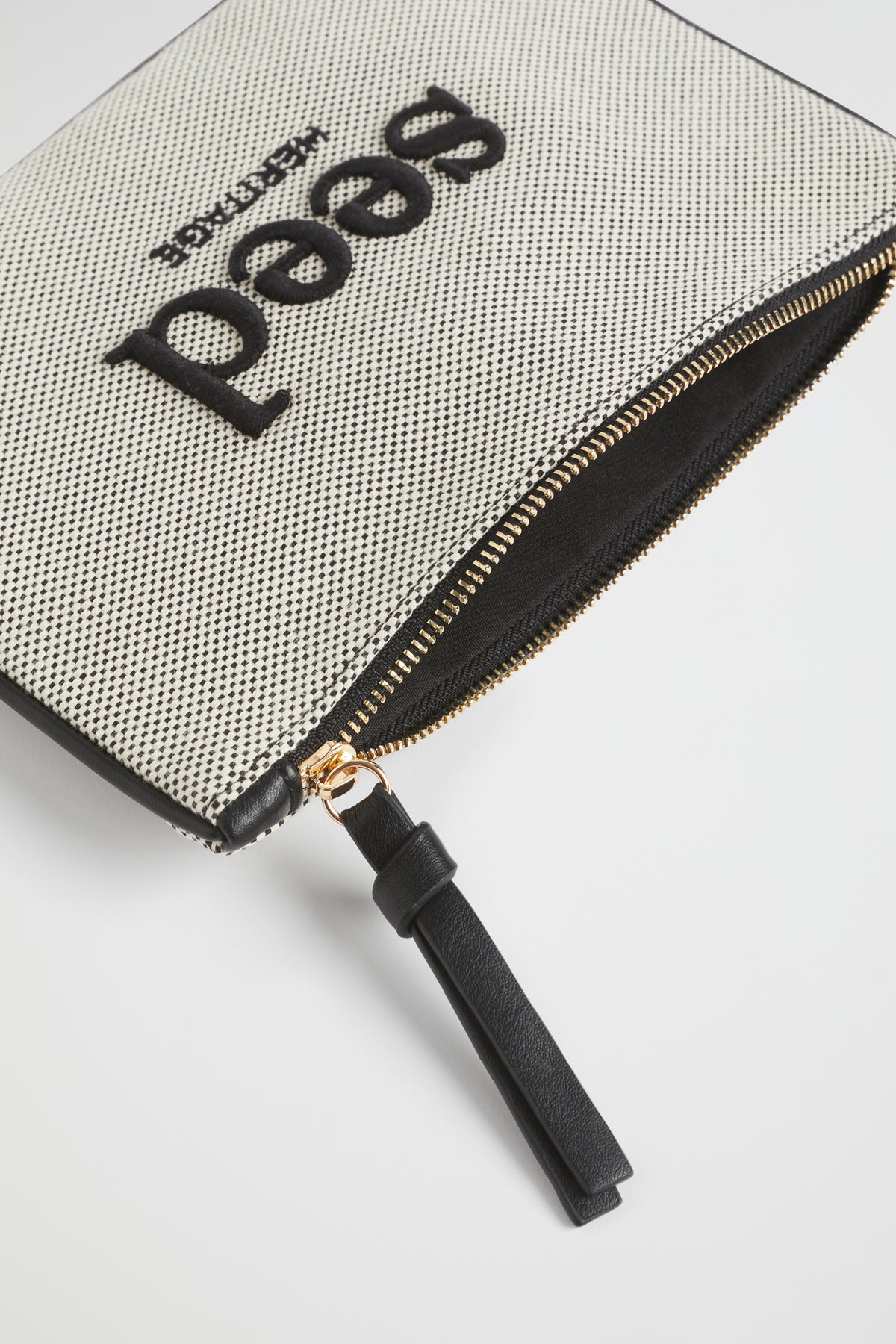 Seed Pouch