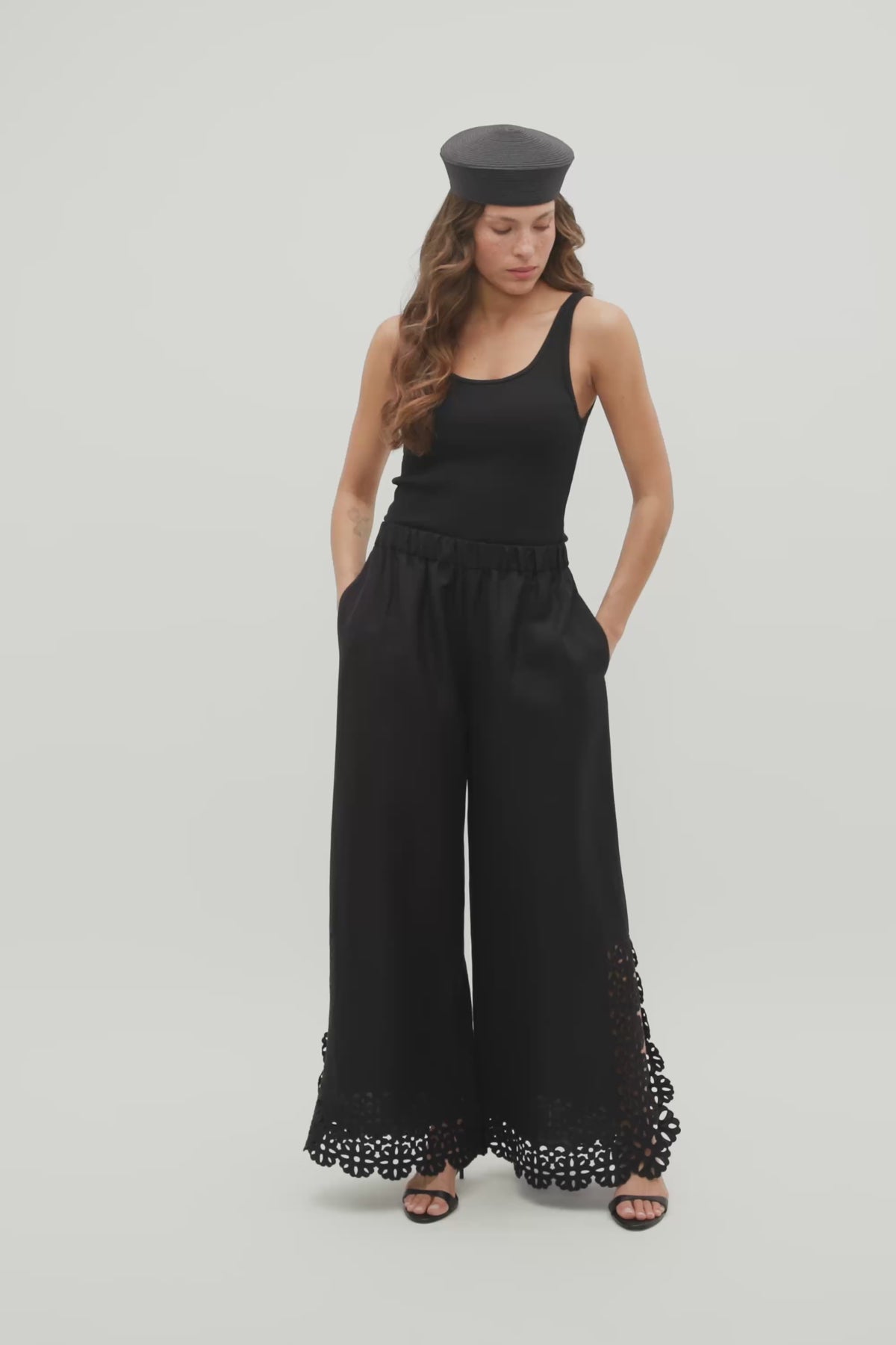 Linen Blend Cutwork Pant