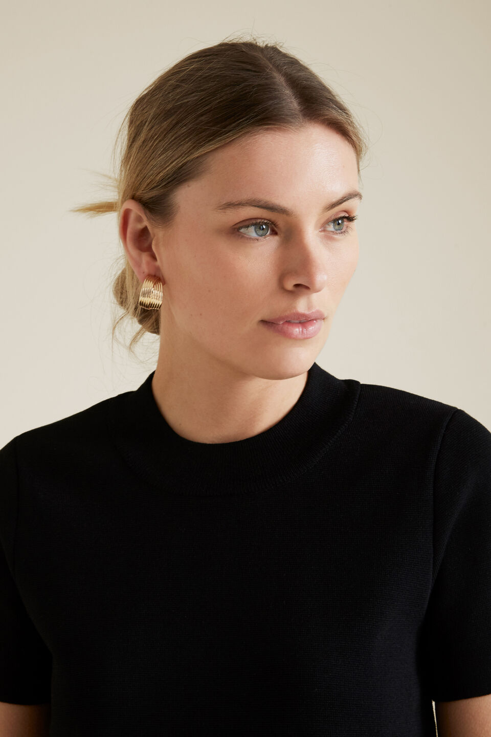 Small Layered Hoops  9