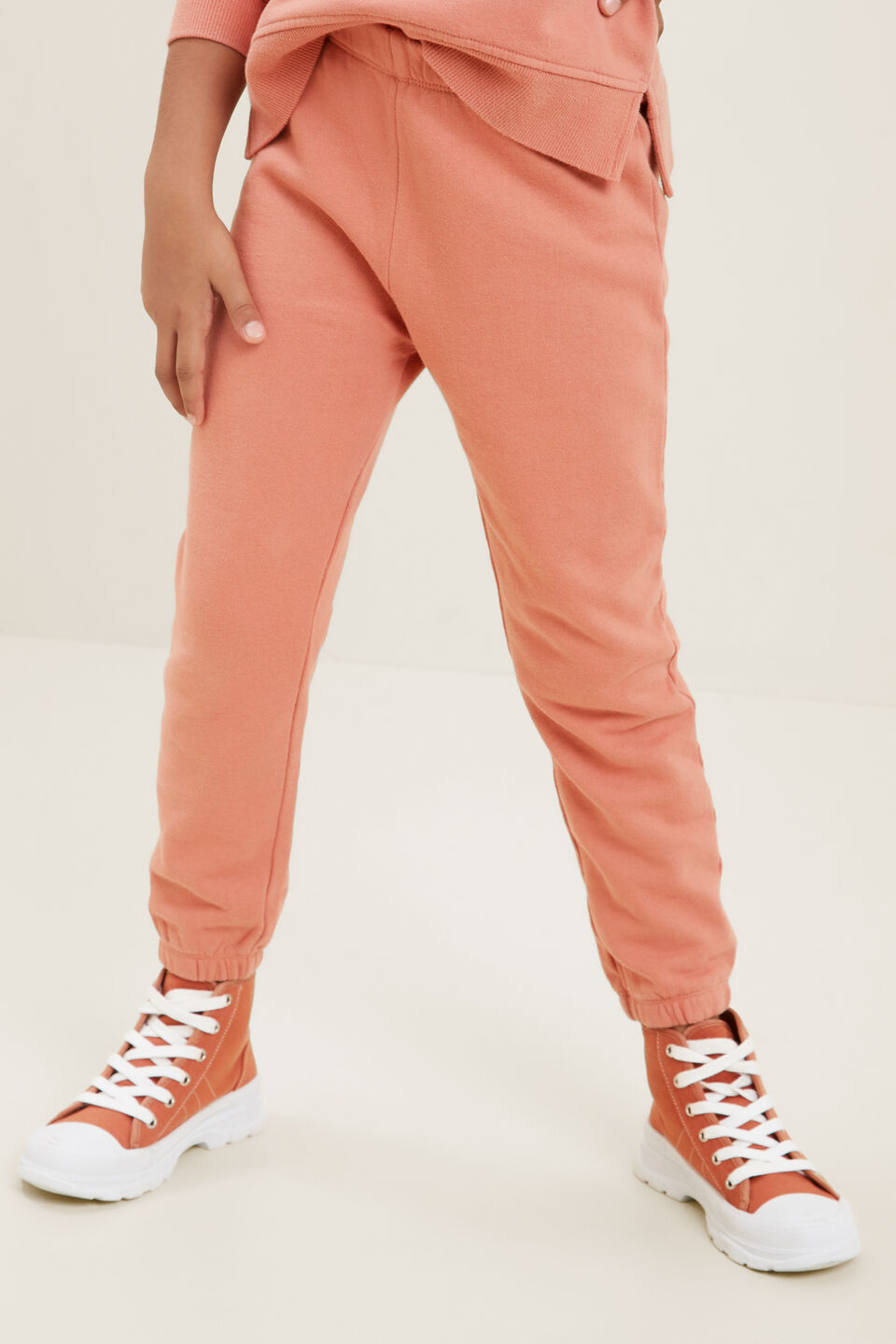 Relaxed Trackpant  Clay