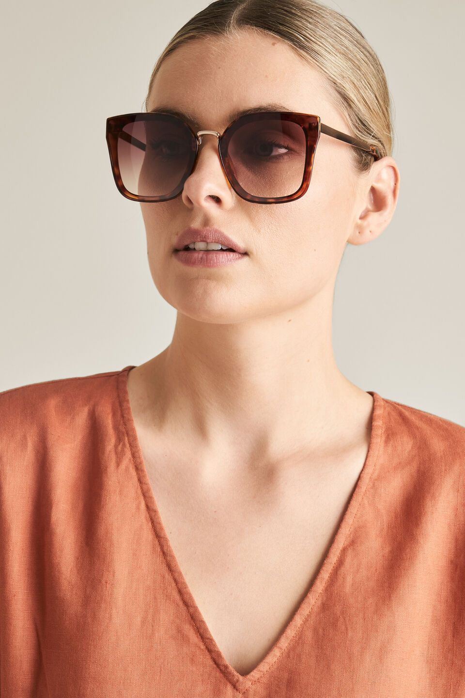 Louisa Cateye Sunglasses  